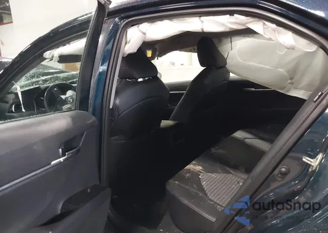 2019 Toyota Camry Se z USA, uszkodzony, nr VIN 4T1B11HK8KU843601